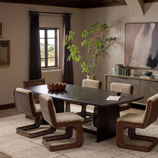 Hera Dining Table