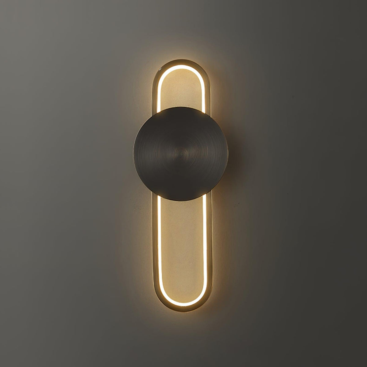 Allen Wall Lamp L 5.9″ x W 2″ x H 16.9″ / L 15cm x W 5cm x H 43cm / Black / Three-color changing light Wall lamp