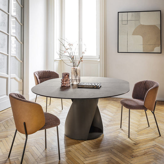 Cyclone Extendable Dining Table