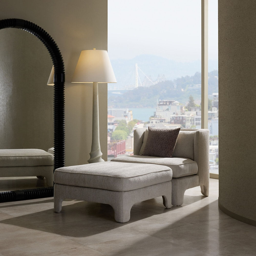 Ava Ottoman