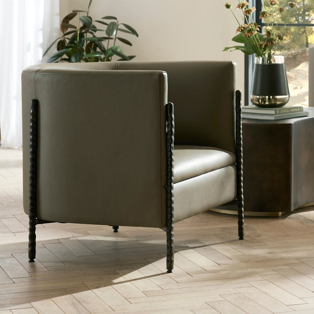 Escondido Lounge Chair