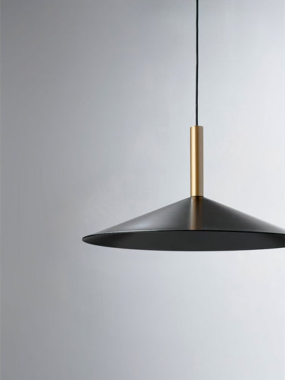 Altura Pendant Lamp ∅ 12.8″ x H 9.1″ / Black / Warm Light Pendant light