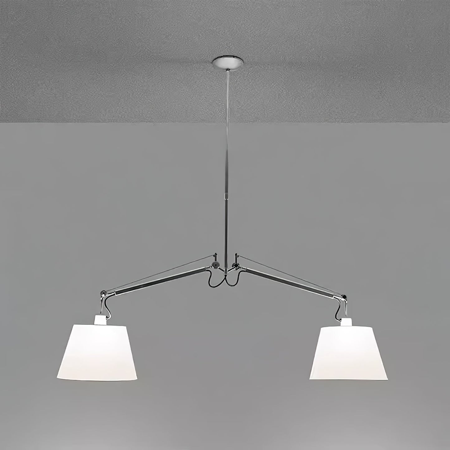 Arcadia Shade Pendant Lamp ∅ 47.2″ x H 35.4-51.2″ / Chrome & White Pendant light