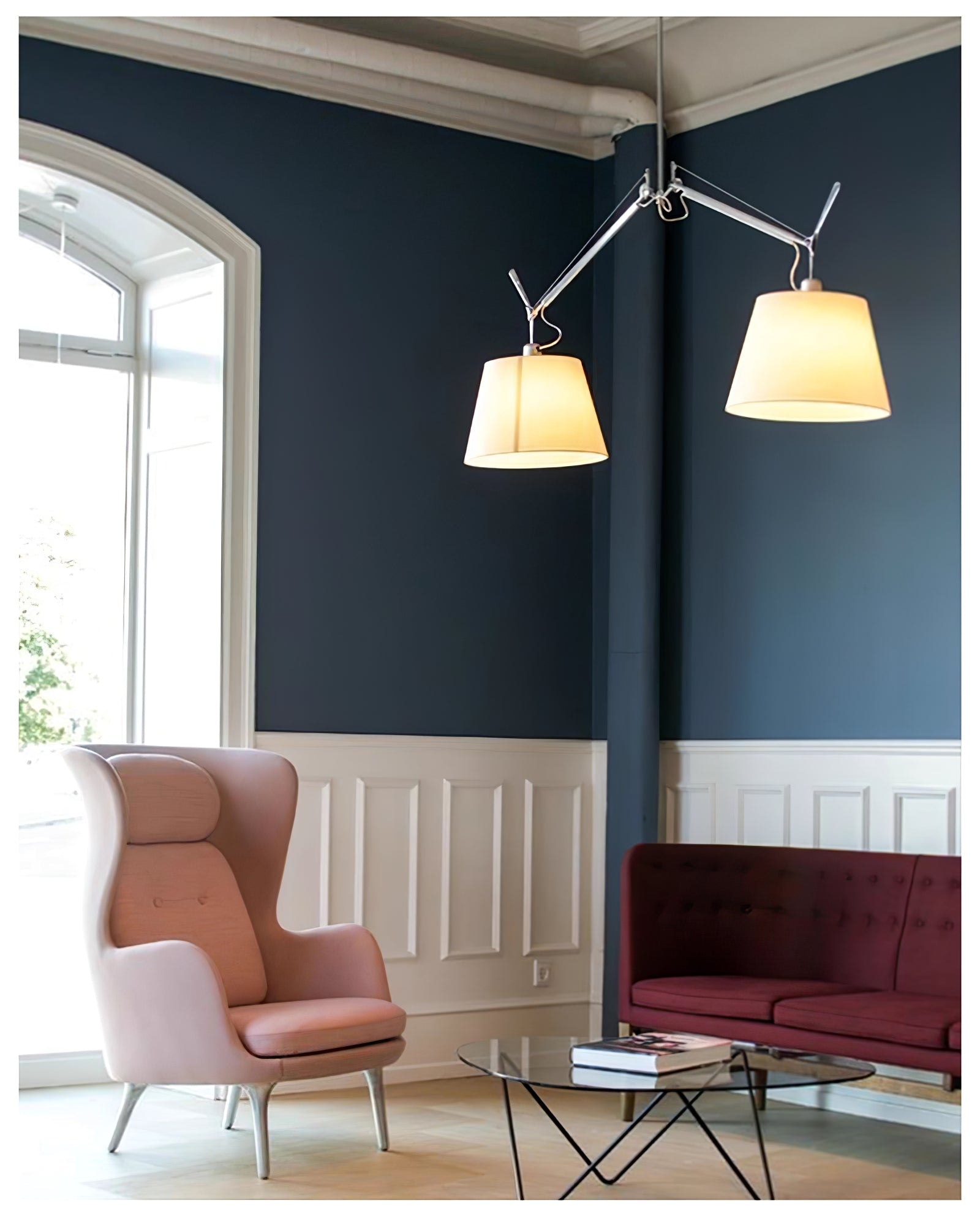 Arcadia Shade Pendant Lamp ∅ 47.2″ x H 35.4-51.2″ / Chrome & White Pendant light