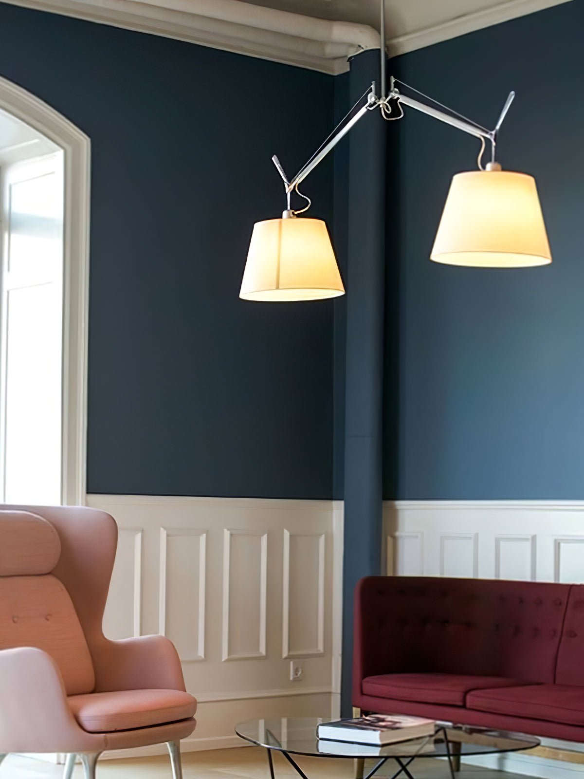 Arcadia Shade Pendant Lamp ∅ 47.2″ x H 35.4-51.2″ / Chrome & White Pendant light