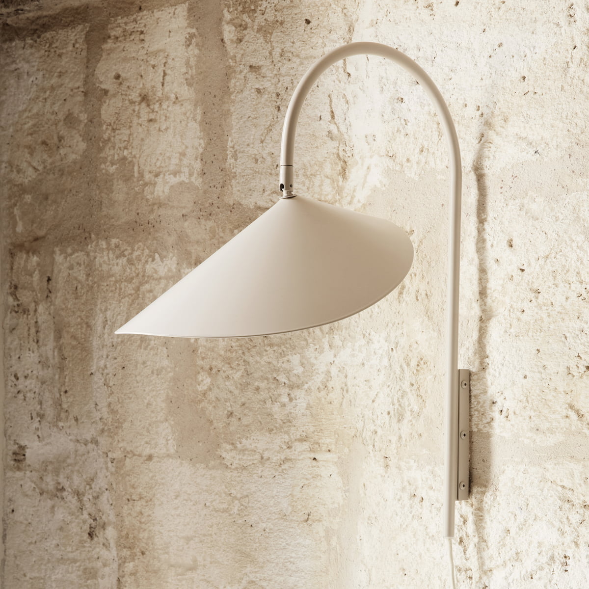 Alocasia Swivel Plug-in Wall Lamp