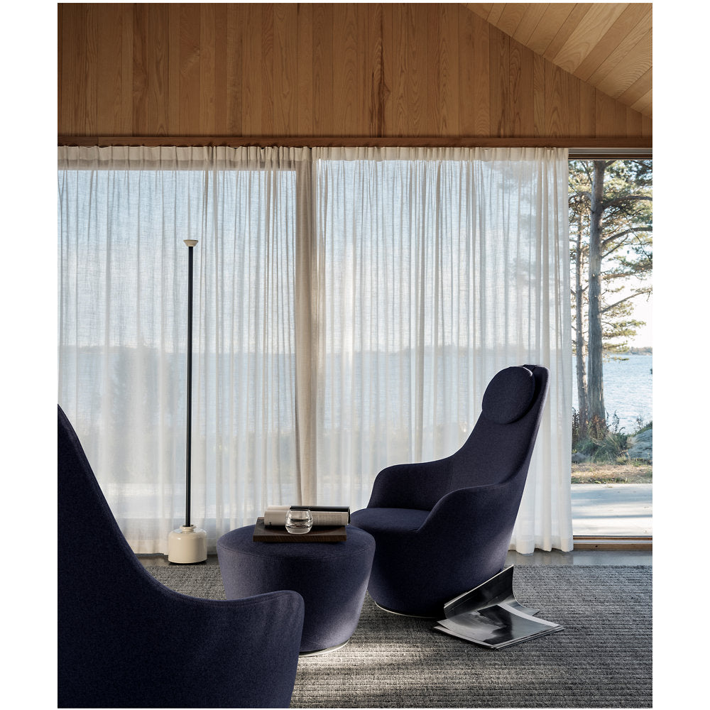 Harbor High Lounge Chair with Headrest