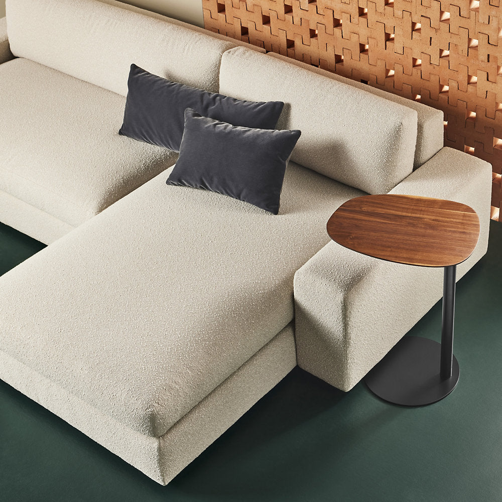 Esker Sofa With Chaise