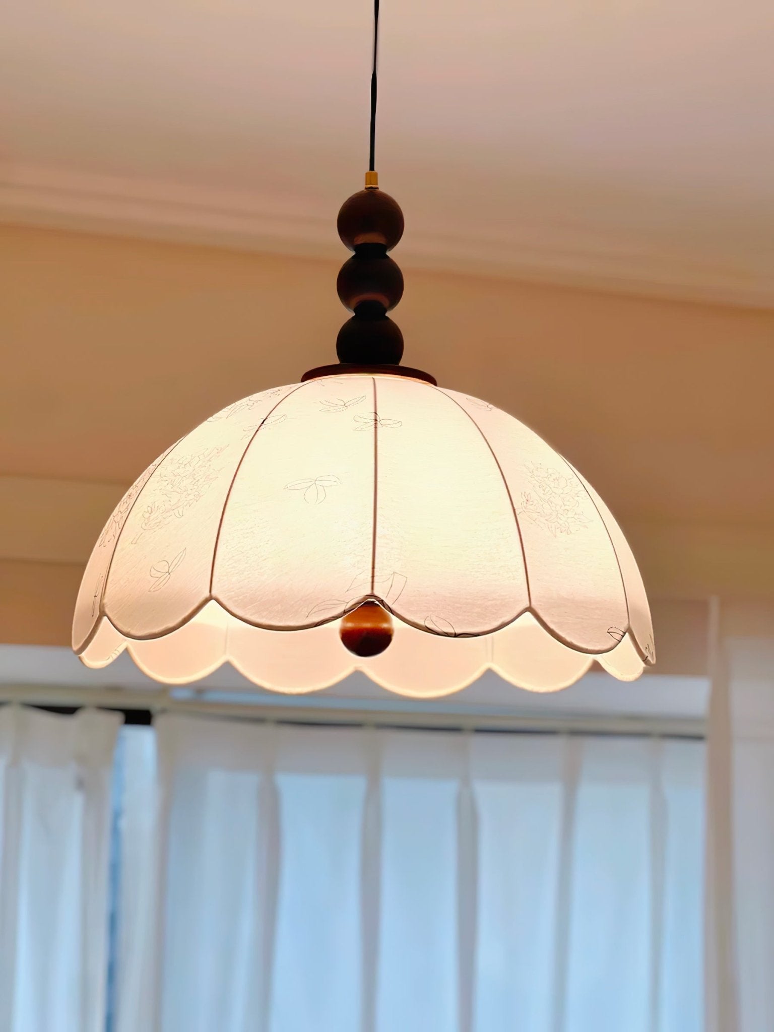 Blossom Fabric Pendant Light ∅ 21.7″ x H 10.6″ / Dia 55cm x H 27cm / Beige Pendant light