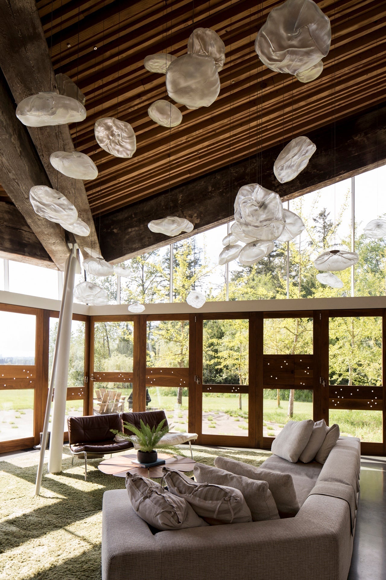 Blown Glass Mesh Pendant Light 1001 Pendant light
