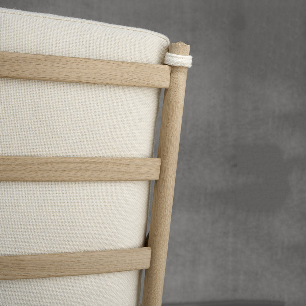 OW149 Colonial Chair