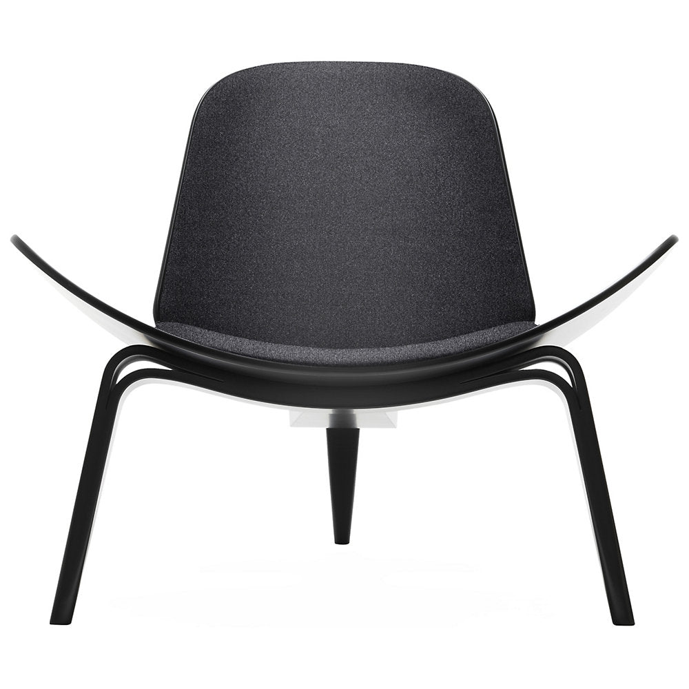 CH07 Lounge Chair - Black Edition