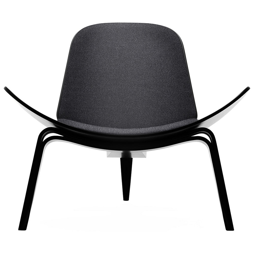 CH07 Lounge Chair - Black Edition