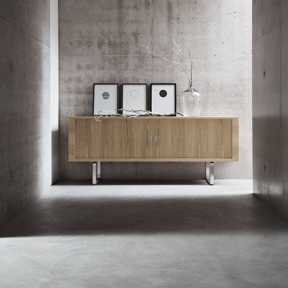 CH825 Credenza