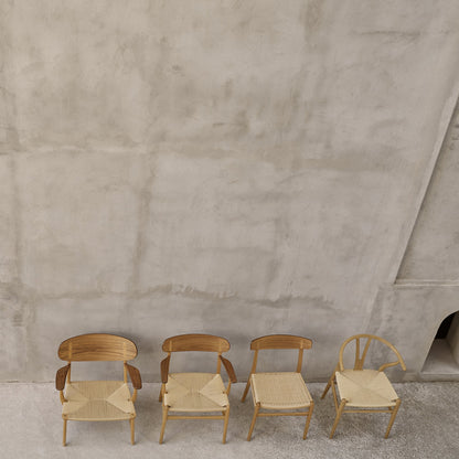 CH22 Lounge Chair