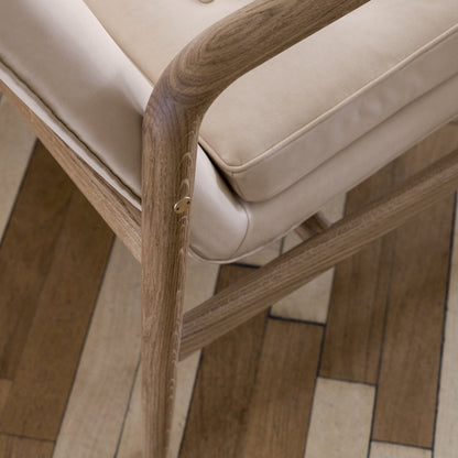 VLA77 Upholstered Foyer Sofa