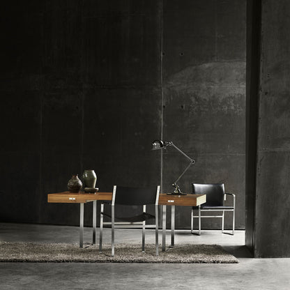 CH110 Desk