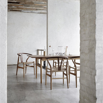 CH327 Dining Table