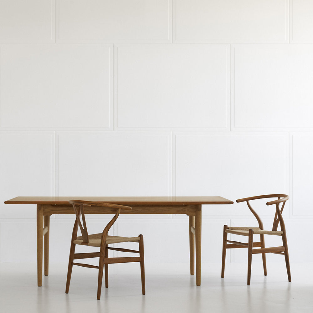 CH327 Dining Table