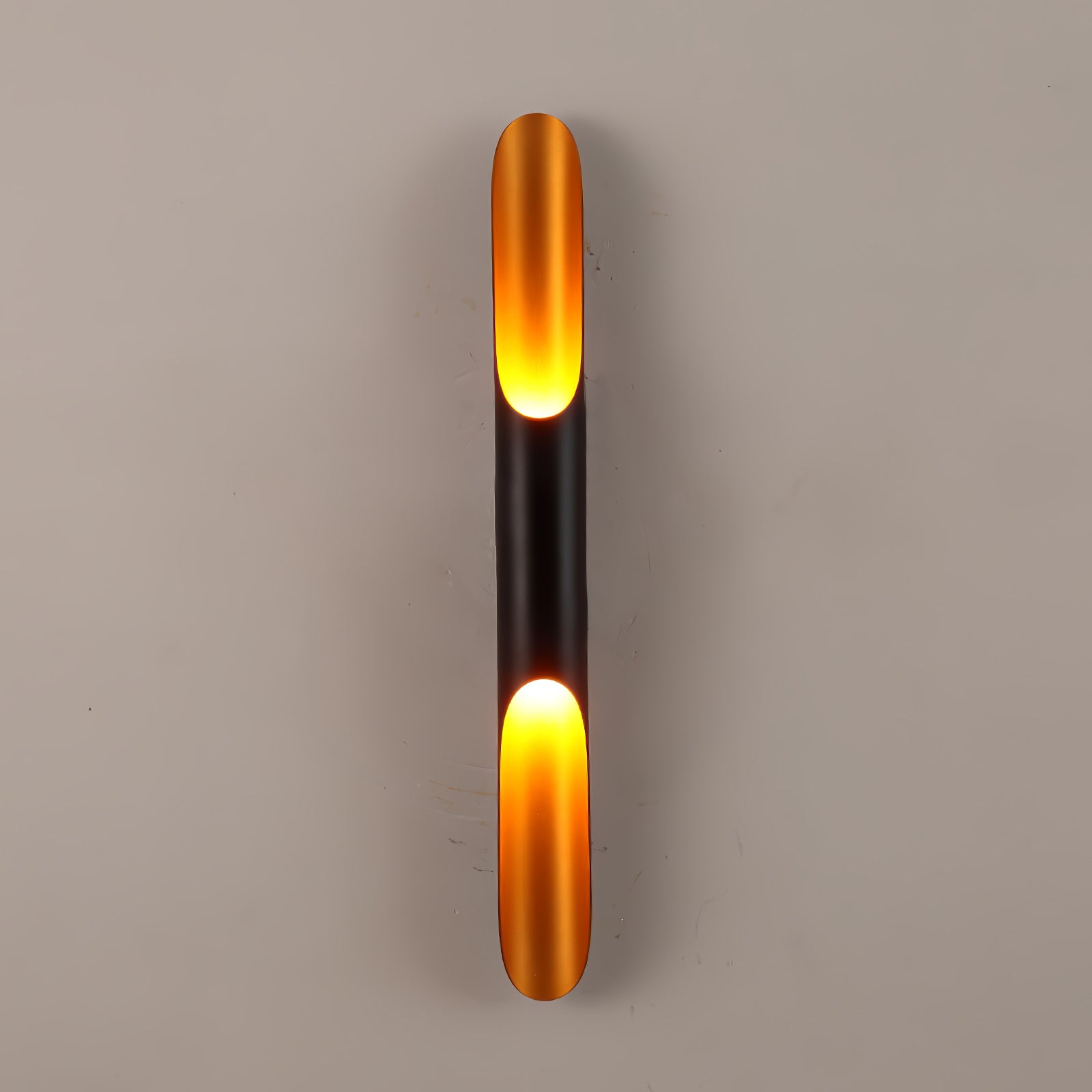 Coltrane Wall Lamp ∅ 3.1″ x H 39.3″ / Dia 8cm x H 100cm / Matt Black & Gold Wall lamp