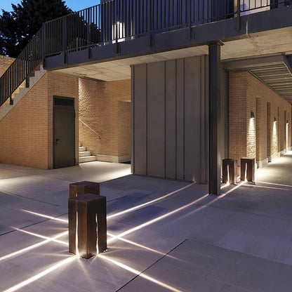 Crack Cube Outdoor Light Table lamp