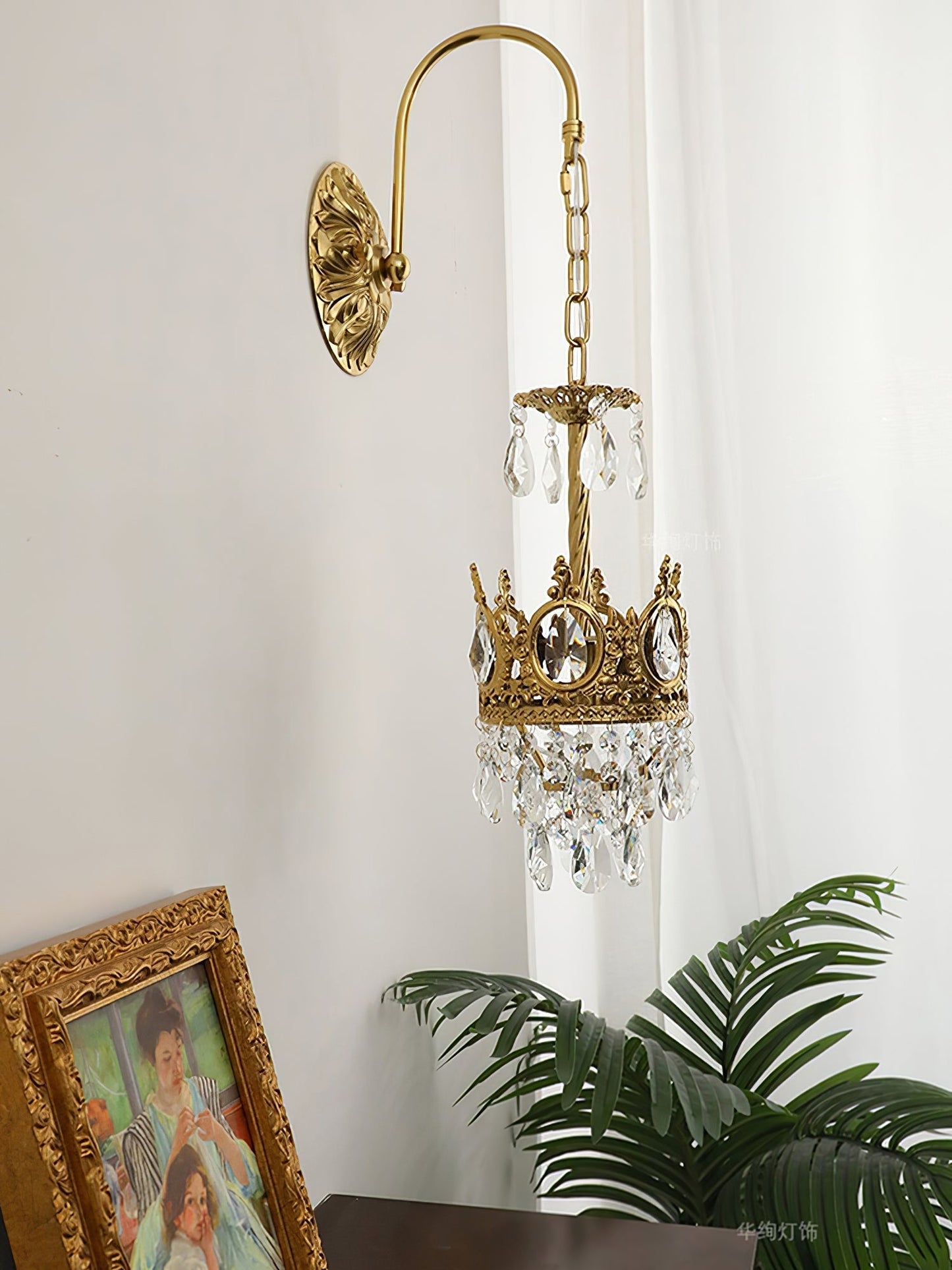 Crystal Crown Wall Light ∅ 6.3″ x H 24.4″ / Dia 16cm x H 62cm / Copper & Clear crystal Wall lamp