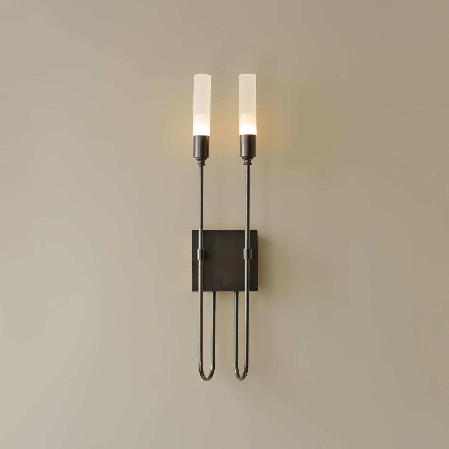 Double Arrow Wall Sconce ∅ 5.5″ x H 23.6″ / Black 1001 Wall lamp