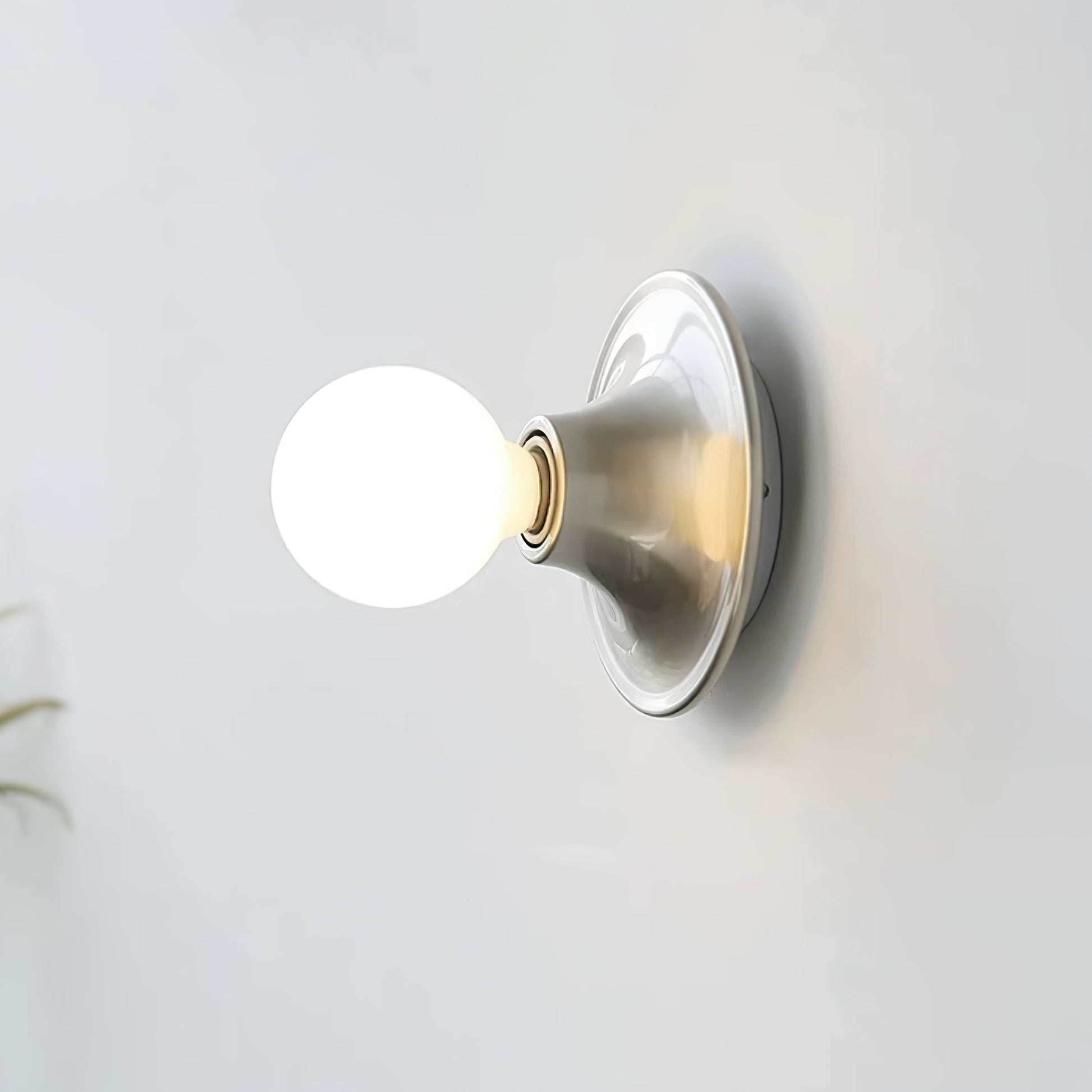 Eclipta Wall Sconce ∅ 5.9″ x H 5.9″ (White glass bulb) / Nickel