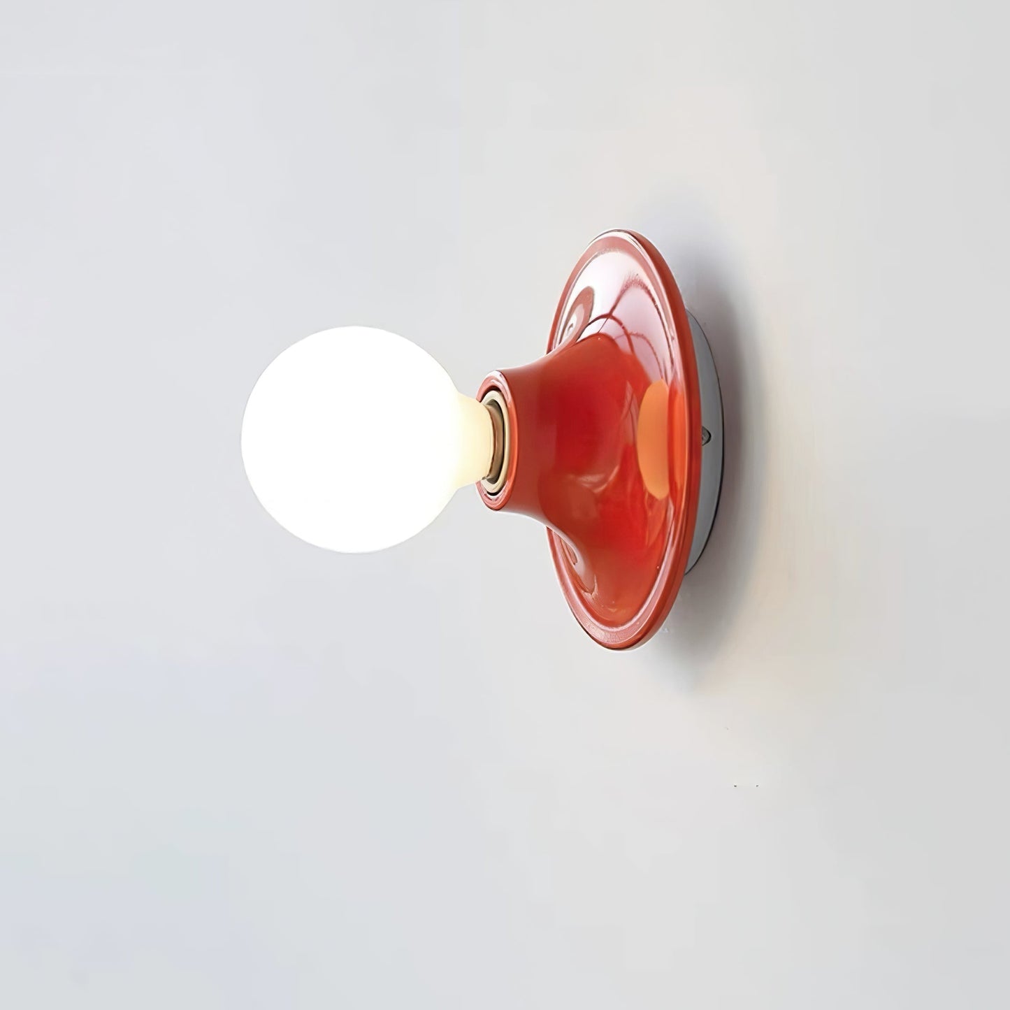 Eclipta Wall Sconce ∅ 5.9″ x H 5.9″ (White glass bulb) / Red