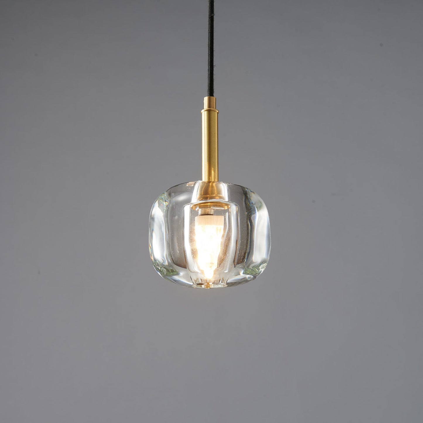 Ecliptique Series Pendant Lamp Model L ∅ 4.3″ x H 4.3″ (Clear) / Brass & Clear 1001 Pendant light