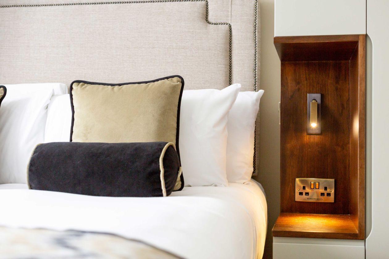 Embedded Bedside Sconce Wall lamp