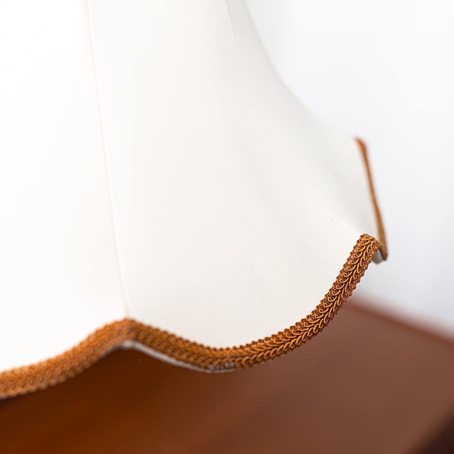 Eryn Fabric Pendant Light ∅ 15.4″ x H 17.3″ / Dia 39cm x H 44cm / Dark walnut & Beige Pendant light