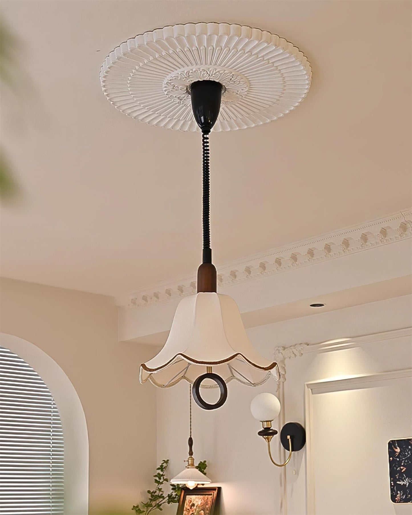 Eryn Fabric Pendant Light ∅ 15.4″ x H 17.3″ / Dia 39cm x H 44cm / Dark walnut & Beige Pendant light