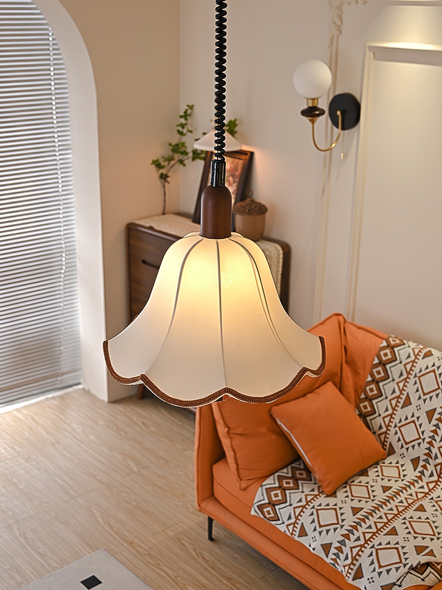 Eryn Fabric Pendant Light ∅ 15.4″ x H 17.3″ / Dia 39cm x H 44cm / Dark walnut & Beige Pendant light