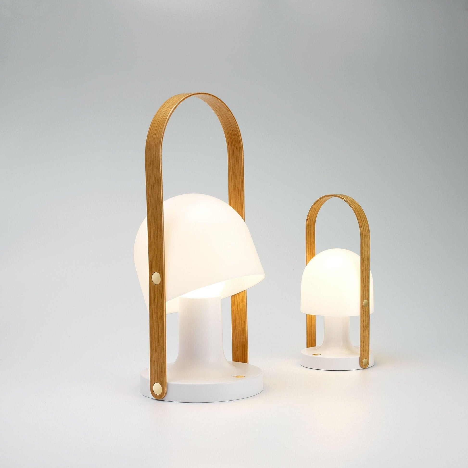 Portable Glass Charging Table Lamp ∅ 8.3″ x H 20.9″ / Dia 21cm x H 53cm / White / Charge Table lamp