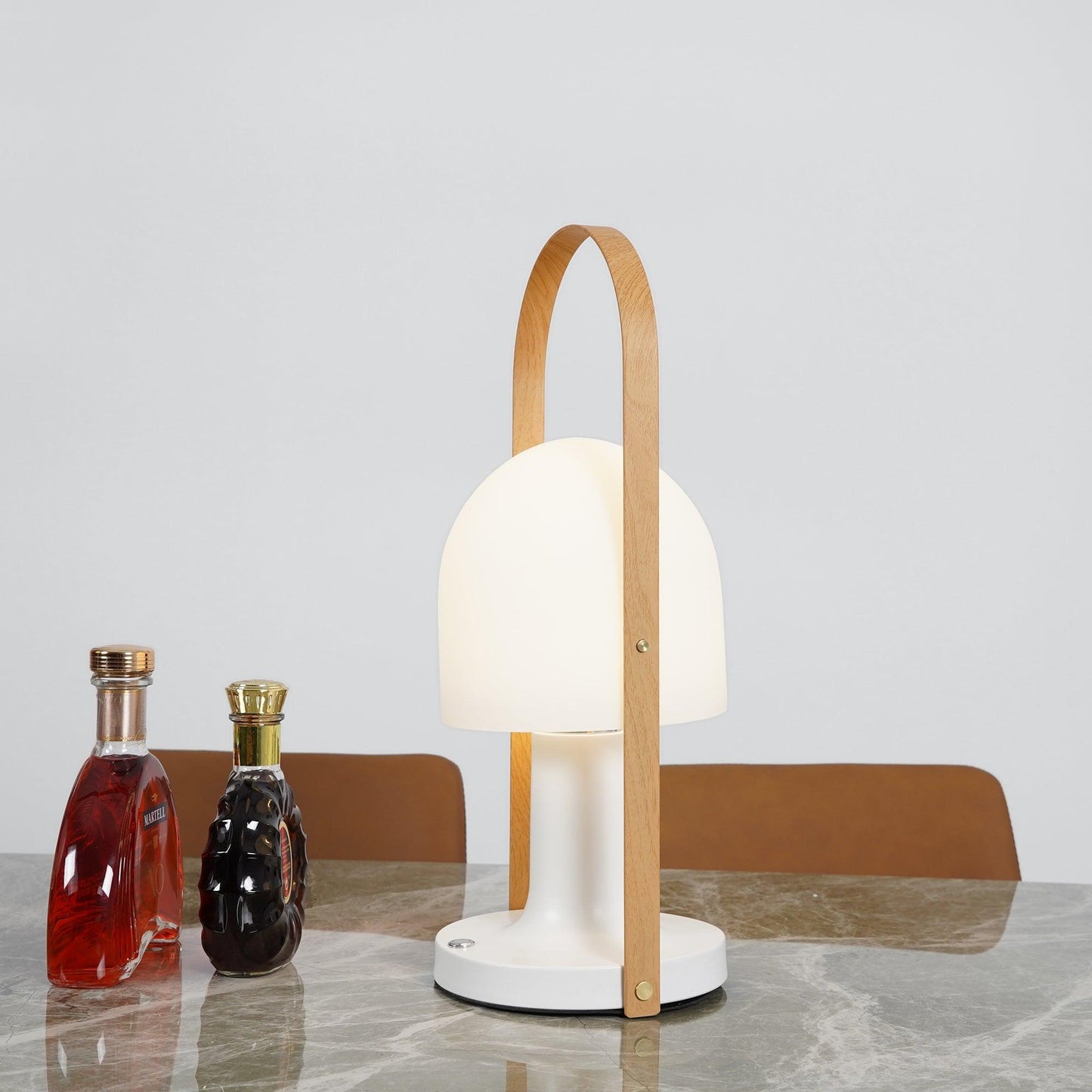Portable Glass Charging Table Lamp ∅ 8.3″ x H 20.9″ / Dia 21cm x H 53cm / White / Charge Table lamp