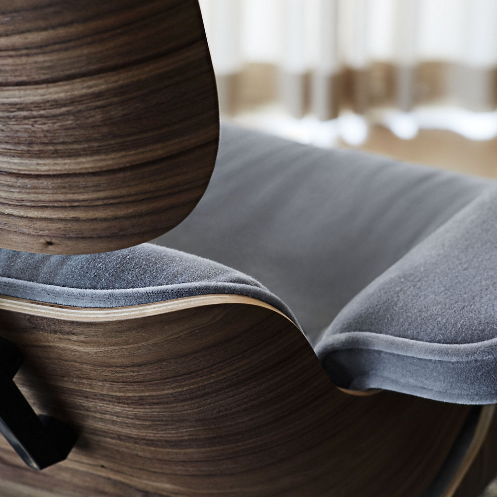 Eames Lounge Chair with Ottoman in Mohair Supreme