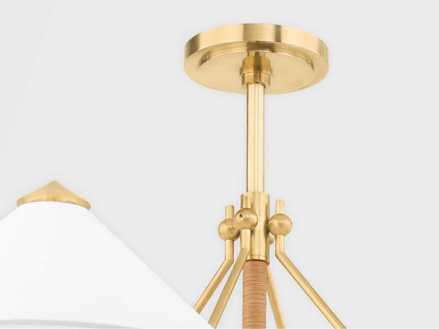 Hudson Valley 8-Light Williamsburg Chandelier in Aged Brass