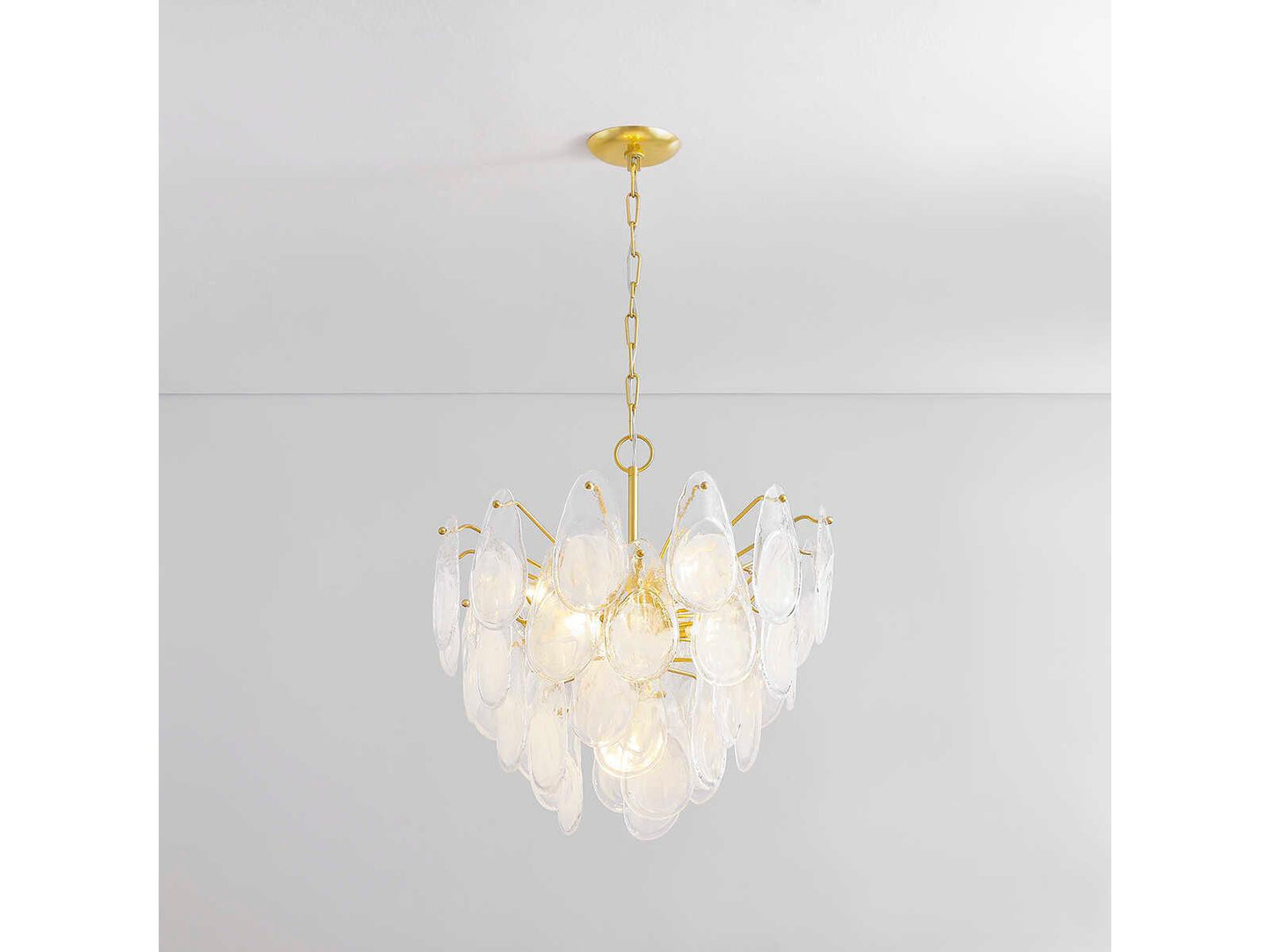 Hudson Valley Darcia 7-Light Chandelier in Aged Brass with Glass Teardrops