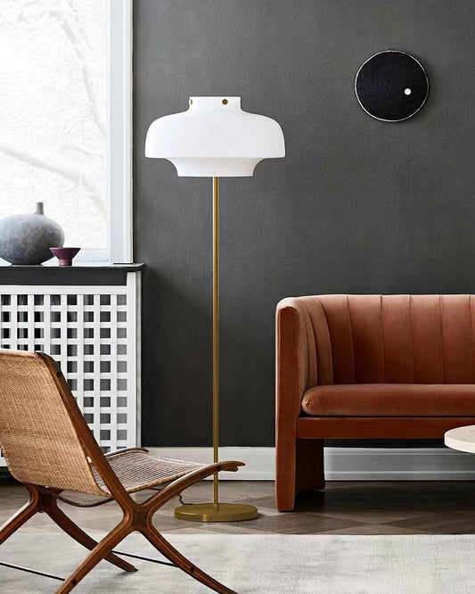 Meridian Floor Lamp Floor lamp
