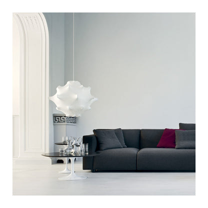 Saarinen 41.25-Inch Oval Coffee Table