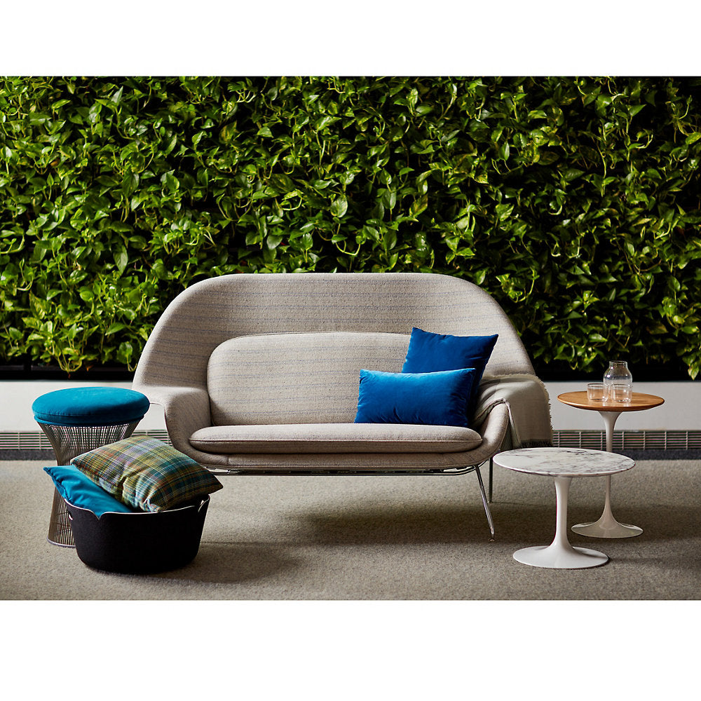 Saarinen Womb Settee