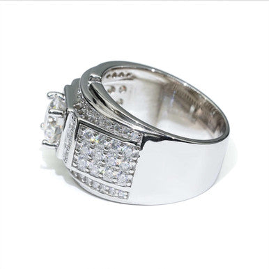 Moissanite Knight