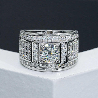 Moissanite Knight