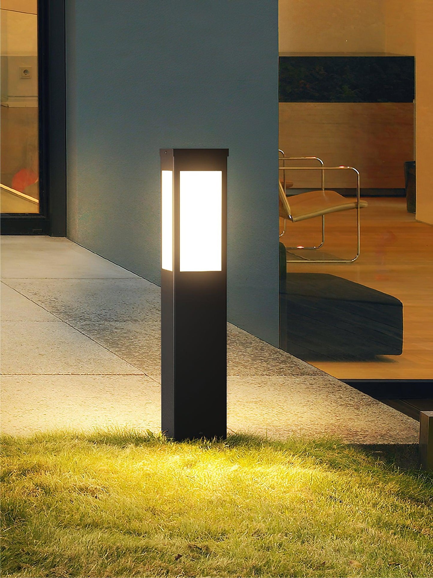 Kuzco Bollard Outdoor Light ∅ 5.5″ x H 23.6″ / Dia 14cm x H 60cm / Black / Warm Light Outdoor Lighting
