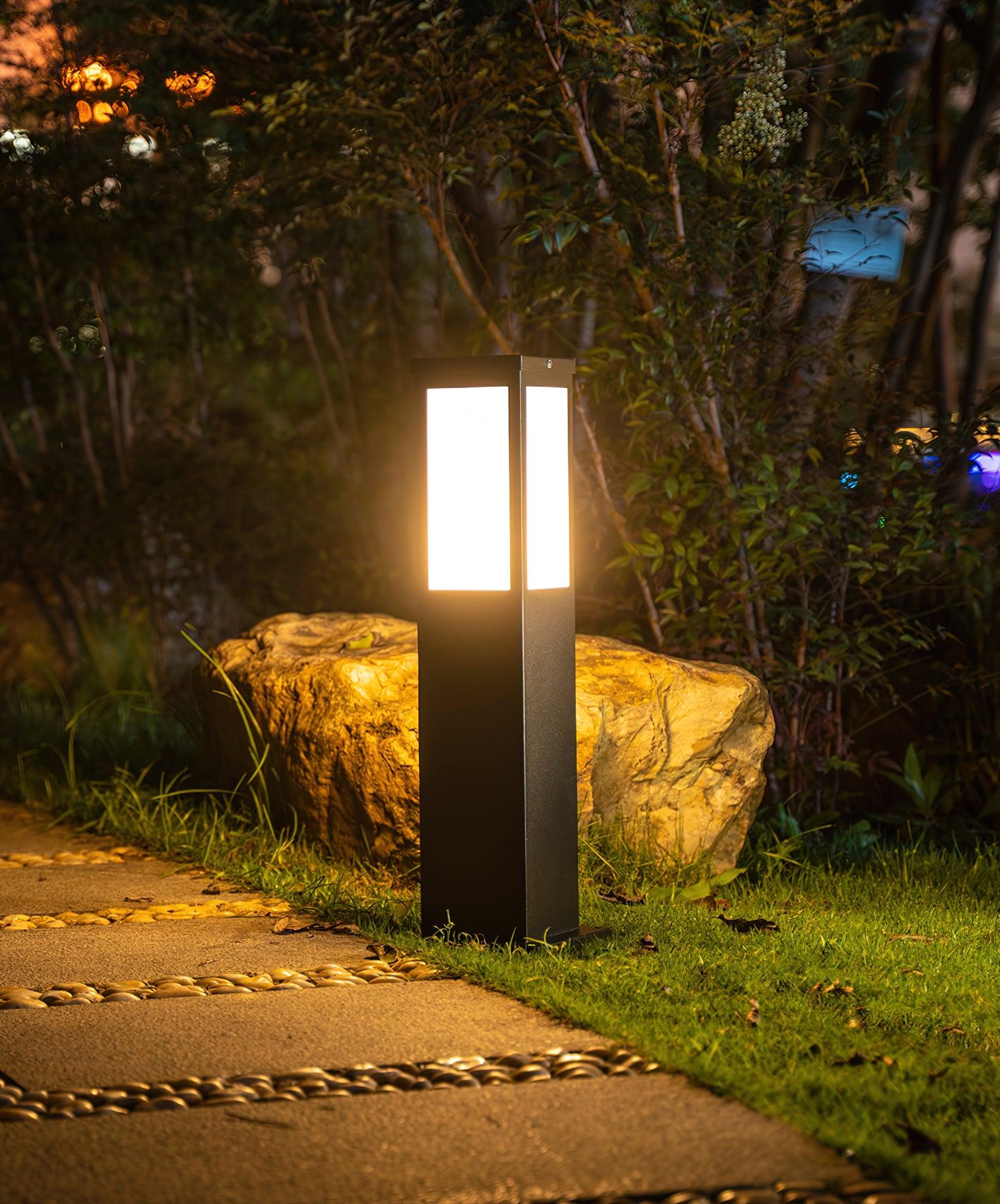 Kuzco Bollard Outdoor Light ∅ 5.5″ x H 23.6″ / Dia 14cm x H 60cm / Black / Warm Light Outdoor Lighting