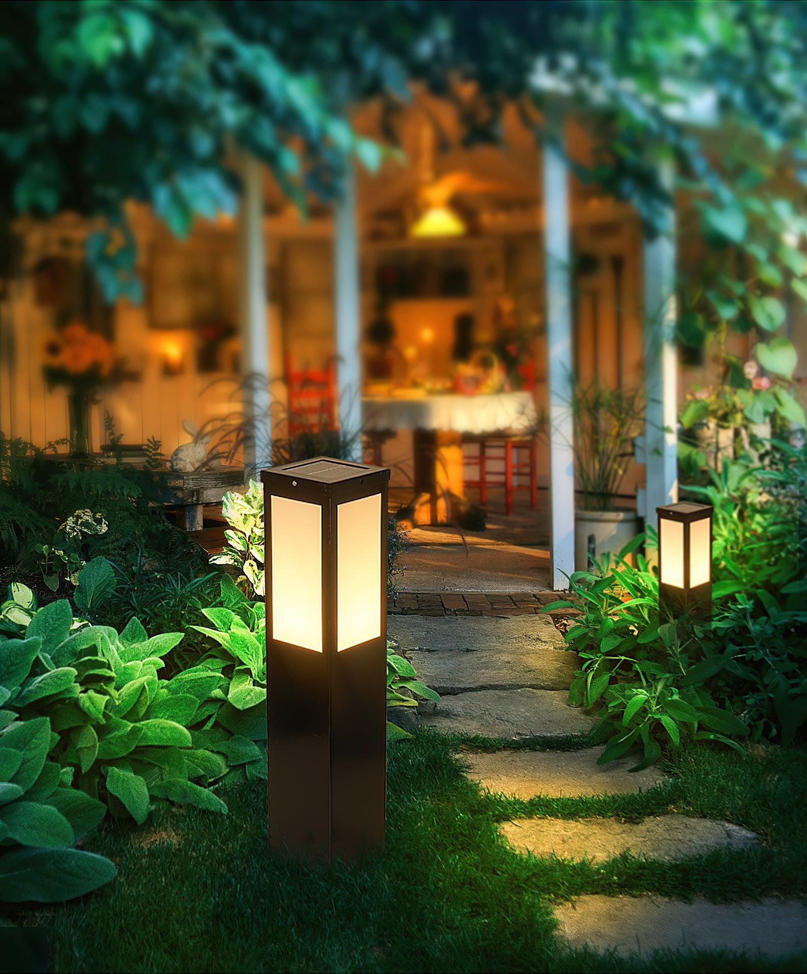 Kuzco Bollard Outdoor Light ∅ 5.5″ x H 23.6″ / Dia 14cm x H 60cm / Black / Warm Light Outdoor Lighting