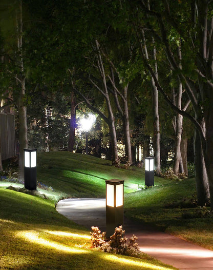 Kuzco Bollard Outdoor Light ∅ 5.5″ x H 23.6″ / Dia 14cm x H 60cm / Black / Warm Light Outdoor Lighting