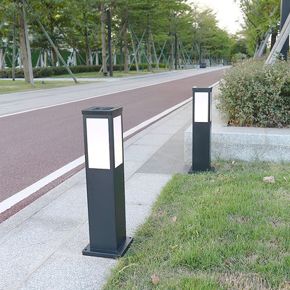 Kuzco Bollard Outdoor Light ∅ 5.5″ x H 23.6″ / Dia 14cm x H 60cm / Black / Warm Light Outdoor Lighting