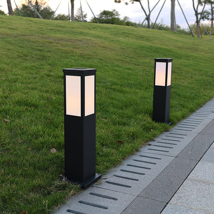 Kuzco Bollard Outdoor Light ∅ 5.5″ x H 23.6″ / Dia 14cm x H 60cm / Black / Warm Light Outdoor Lighting